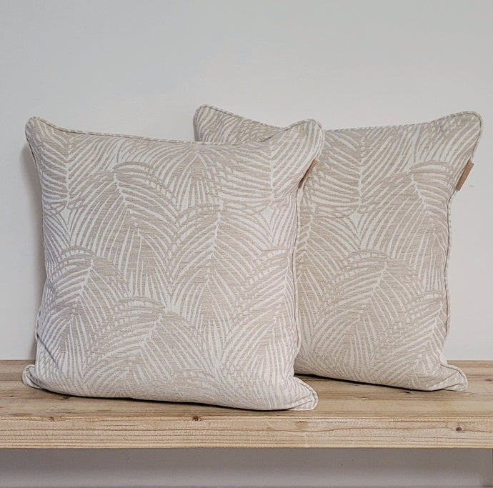 Island Natural Palm Leaf Indoor Cushion Cover