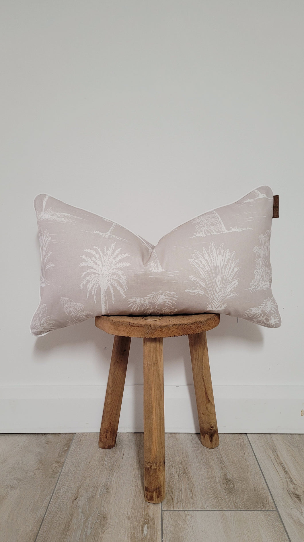 Island Natural Palm Tree Indoor Cushion Cover